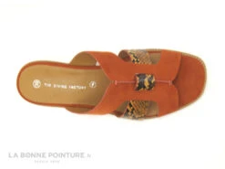 The Divine Factory QL4335 Terra Cotta - Orange - Python - Mule -Chaussures Promotion Magasin cd24607c73b9e66c561f35ea11d5d5ef img 0316.jpg 160412
