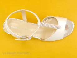 Brenda Zaro F3248 Erika - Blanc - Sandale Femme Talon Carre 12 Brenda Zaro F3248 Erika - Blanc - Sandale Femme Talon Carre -Chaussures Promotion Magasin cd24607c73b9e66c561f35ea11d5d5ef img 6190.jpg 135808