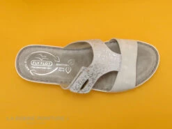 Fly Flot FLYKOR Argent - Gris - Mule Compensee Femme 12 Fly Flot FLYKOR Argent - Gris - Mule Compensee Femme -Chaussures Promotion Magasin cd24607c73b9e66c561f35ea11d5d5ef img 7660.jpg 114697