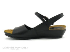 Kickers TAKIKA Noir - 775650 - Sandale Femme Semelle Compensee -Chaussures Promotion Magasin cd24607c73b9e66c561f35ea11d5d5ef img 8455.jpg 157567